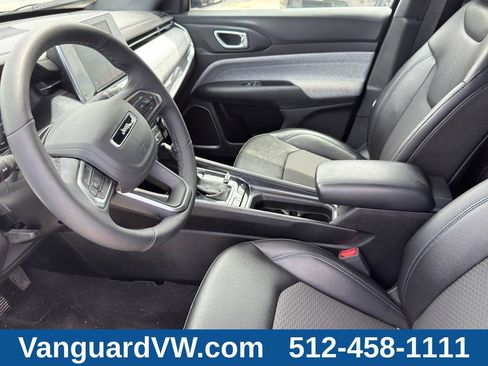 Used 2025 Jeep Compass Latitude w/ Convenience Group AWD/4WD image 9