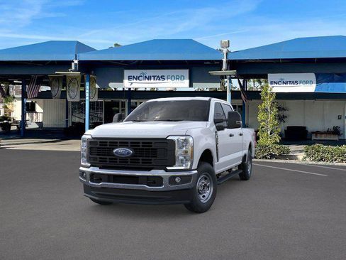 New 2026 Ford F250 XL w/ XL Chrome Package AWD/4WD image 2