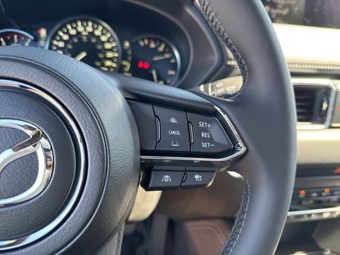 New 2025 MAZDA CX-5 Signature image 17
