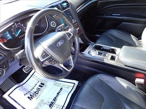 Used 2018 Ford Fusion Titanium image 9