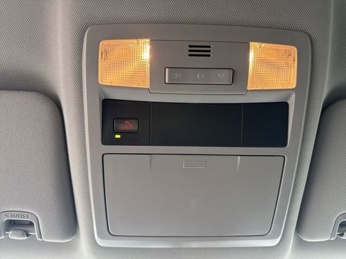 Used 2023 Toyota Tacoma SR w/ SR Convenience Package image 25