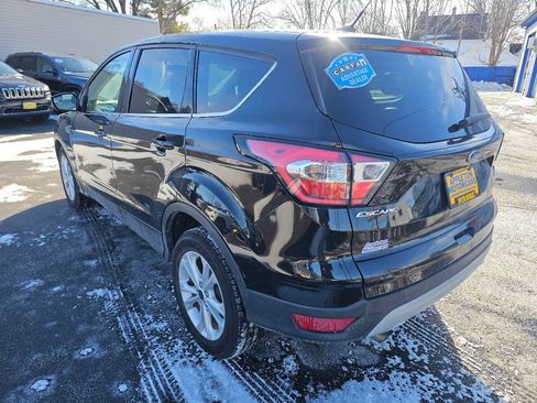 Used 2017 Ford Escape SE w/ SE Cold Weather Package image 10