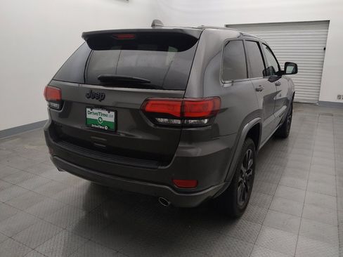 Used 2020 Jeep Grand Cherokee Altitude image 7