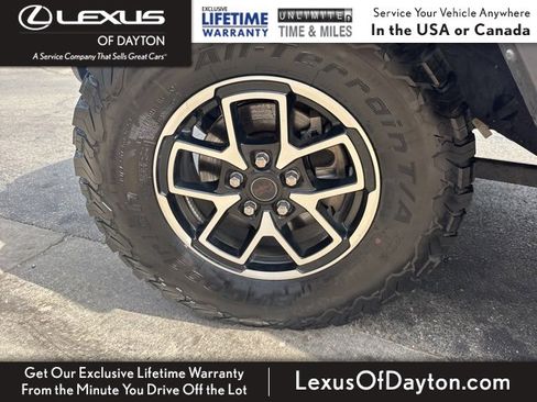 Used 2024 Jeep Wrangler Rubicon image 11