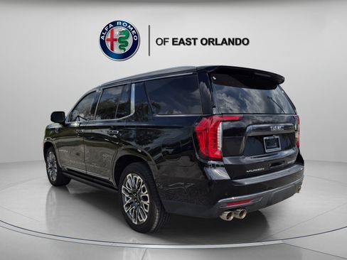 Used 2023 GMC Yukon Denali Ultimate w/ LPO, Floor Liner Package AWD/4WD image 4