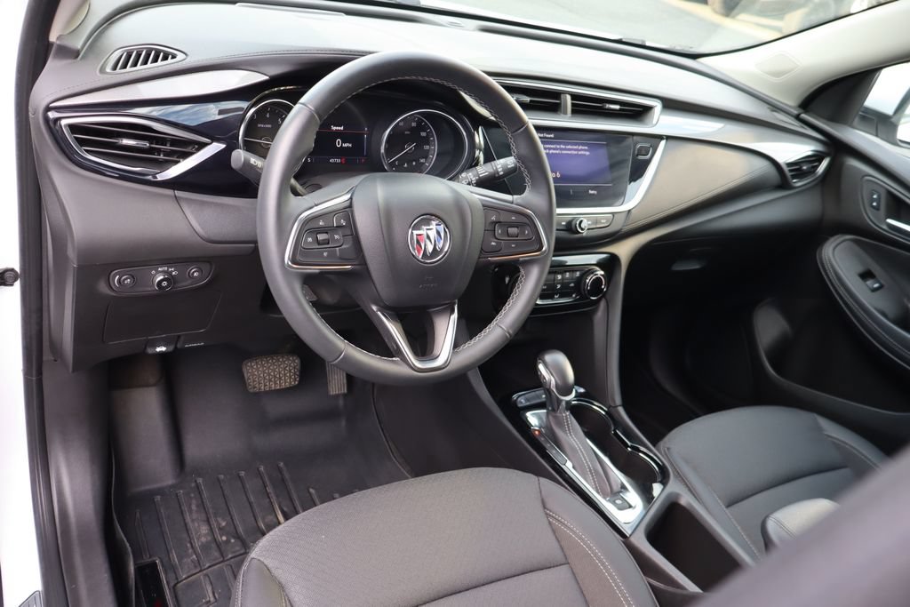 Used 2023 Buick Encore GX Preferred w/ Cold Weather Comfort Package FWD image 5