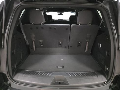 Used 2021 Chevrolet Tahoe LS RWD image 5