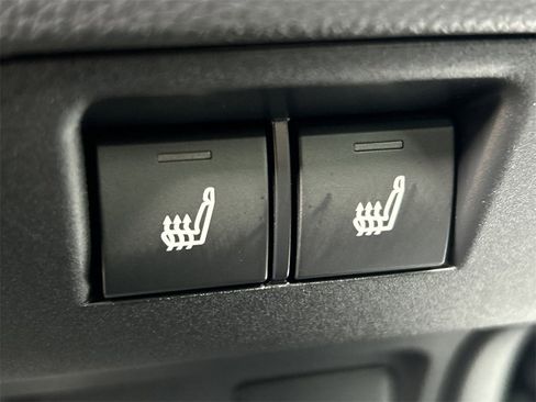 Used 2024 Toyota Prius Limited image 22