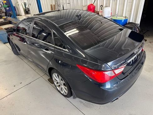 Used 2012 Hyundai Sonata SE w/ Navigation & Sunroof Pkg FWD image 6