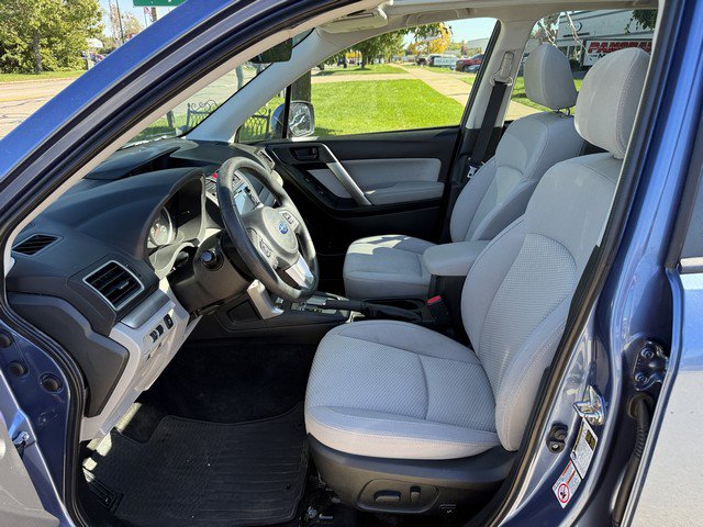 Used 2018 Subaru Forester 2.5i Premium w/ All-Weather Package AWD/4WD image 9