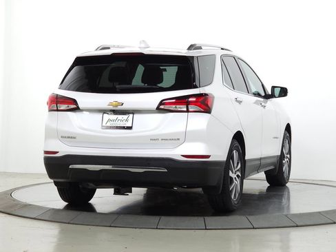 Used 2022 Chevrolet Equinox Premier AWD/4WD image 10