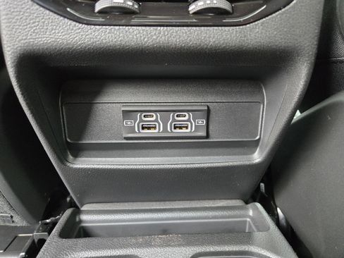 New 2025 Jeep Grand Cherokee L Laredo image 28