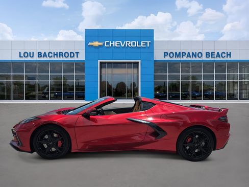 Used 2021 Chevrolet Corvette Stingray Preferred Cpe w/ Z51 Performance Package RWD image 4