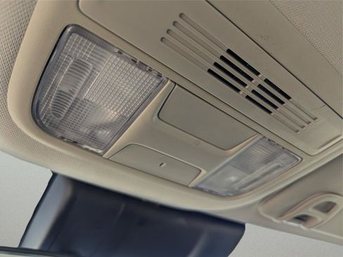 Used 2020 Honda Civic LX image 25