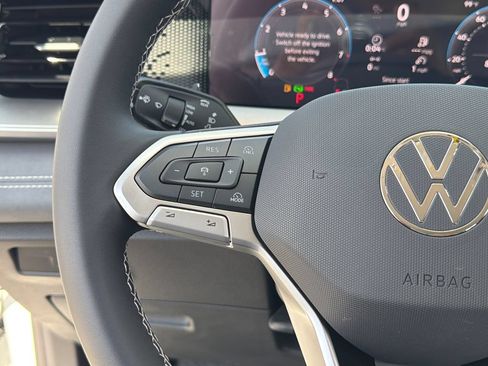 New 2026 Volkswagen Tiguan SE AWD/4WD image 28