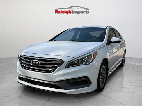 Used 2015 Hyundai Sonata Sport w/ Option Group 04 FWD image 3