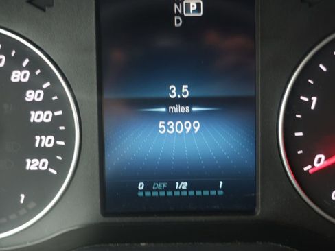 Used 2024 Mercedes-Benz Sprinter 2500 w/ Acoustic Package image 14