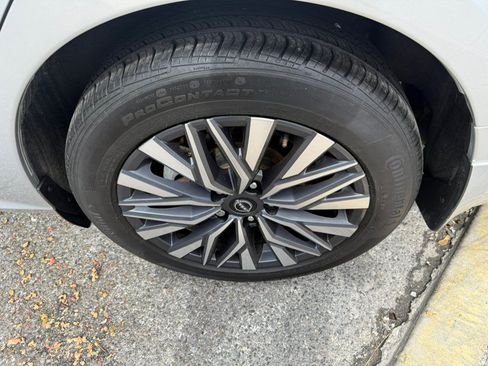 Used 2023 Nissan Altima 2.5 SV AWD/4WD image 19