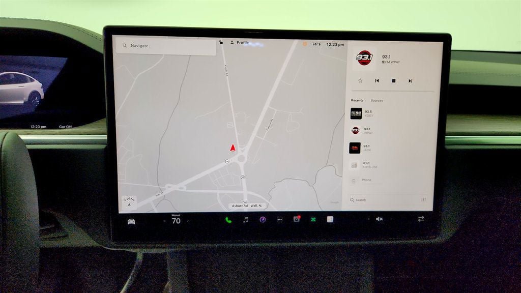 Used 2023 Tesla Model X AWD/4WD image 20