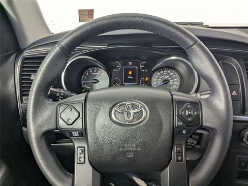 Used 2021 Toyota Sequoia SR5 w/ Premium Package image 15