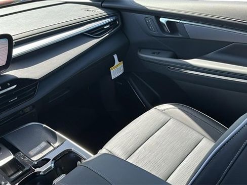 New 2025 Buick Enclave Sport Touring w/ Power Package image 18