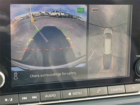 Used 2023 Nissan Rogue SL image 20