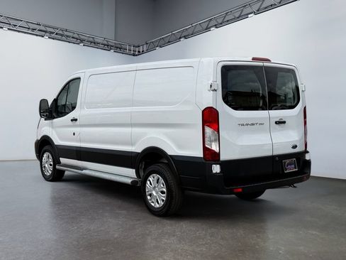 Used 2025 Ford Transit 250 Low Roof w/ Exterior Upgrade Package RWD image 7