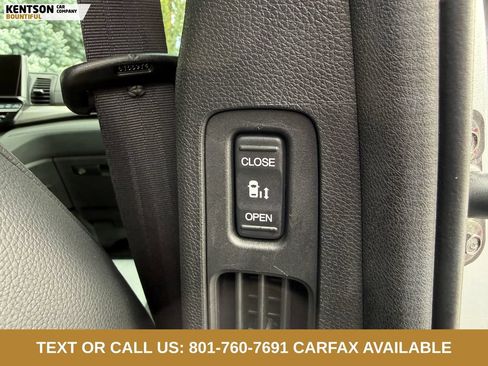 Used 2025 Honda Odyssey EX-L image 35
