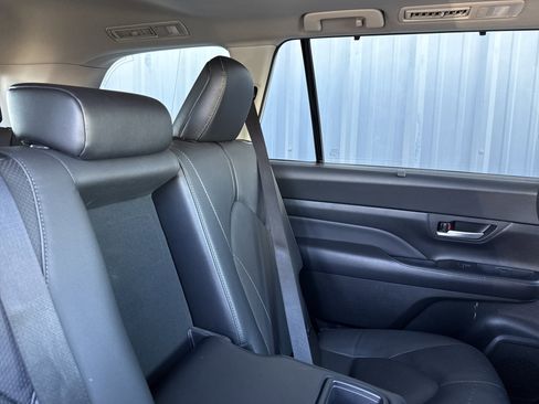 Used 2024 Toyota Grand Highlander Limited image 50