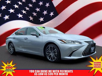 Used 2025 Lexus ES 350 w/ Premium Package