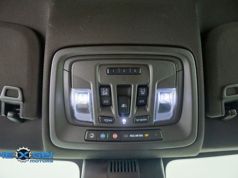 Used 2024 GMC Sierra 1500 Denali w/ Denali Reserve Package AWD/4WD image 17