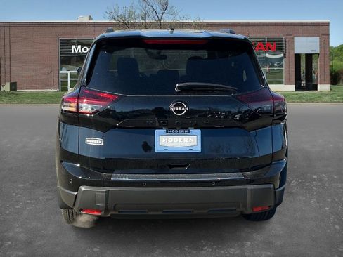 New 2026 Nissan Rogue SV image 3