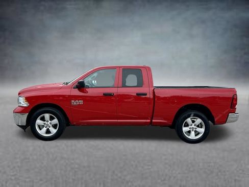 Used 2024 RAM 1500 Classic SLT AWD/4WD image 9