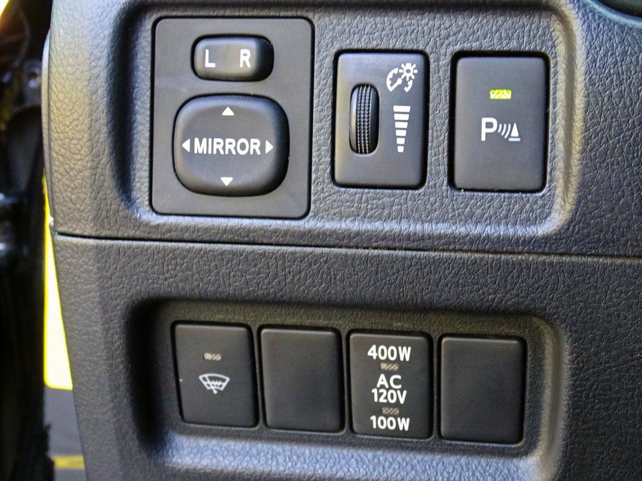 Used 2017 Toyota 4Runner Limited AWD/4WD image 25