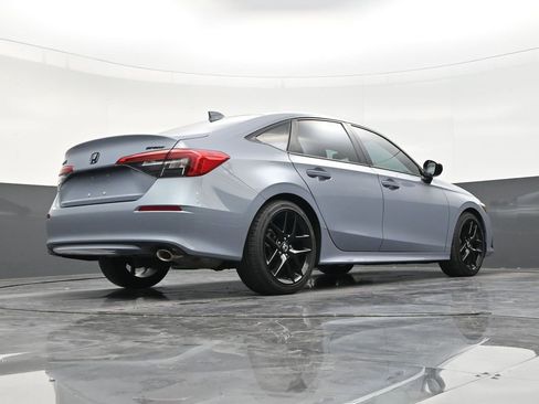 Used 2023 Honda Civic Sport image 25