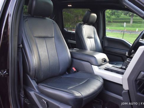 Used 2018 Ford F150 Lariat w/ Equipment Group 502A Luxury AWD/4WD image 13