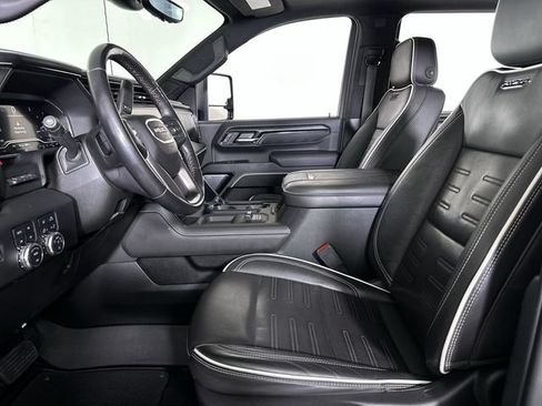 Used 2025 GMC Sierra 2500 AT4X AWD/4WD image 20