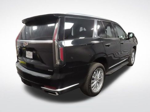 Certified 2023 Cadillac Escalade Premium Luxury Platinum image 5