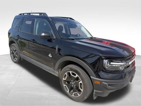 Used 2024 Ford Bronco Sport Outer Banks w/ Tech Package AWD/4WD image 12