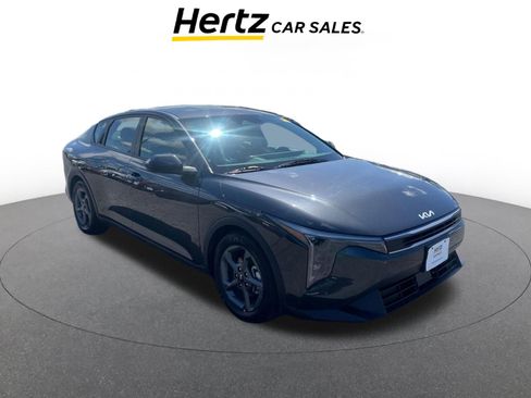 Used 2025 Kia K4 LXS image 1