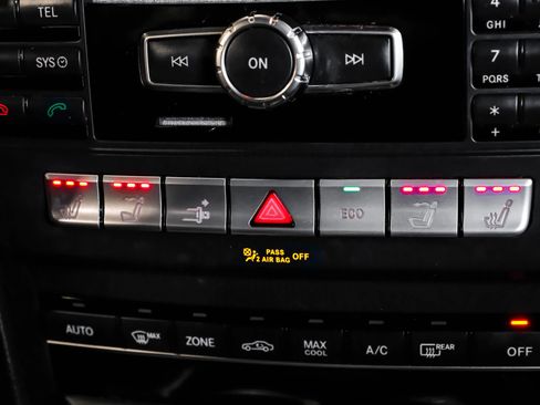 Used 2014 Mercedes-Benz E 550 Cabriolet image 25