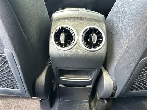 Certified 2025 Mercedes-Benz GLA 250 4MATIC image 14