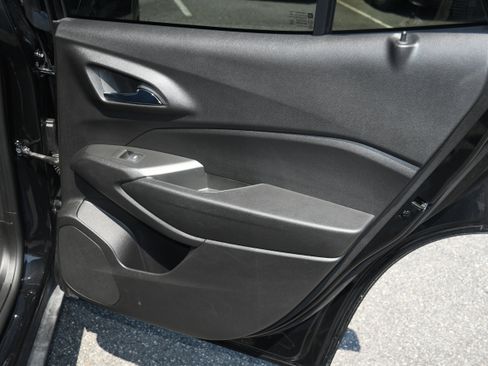 Used 2024 Chevrolet Trax LT w/ Driver Confidence Package image 19