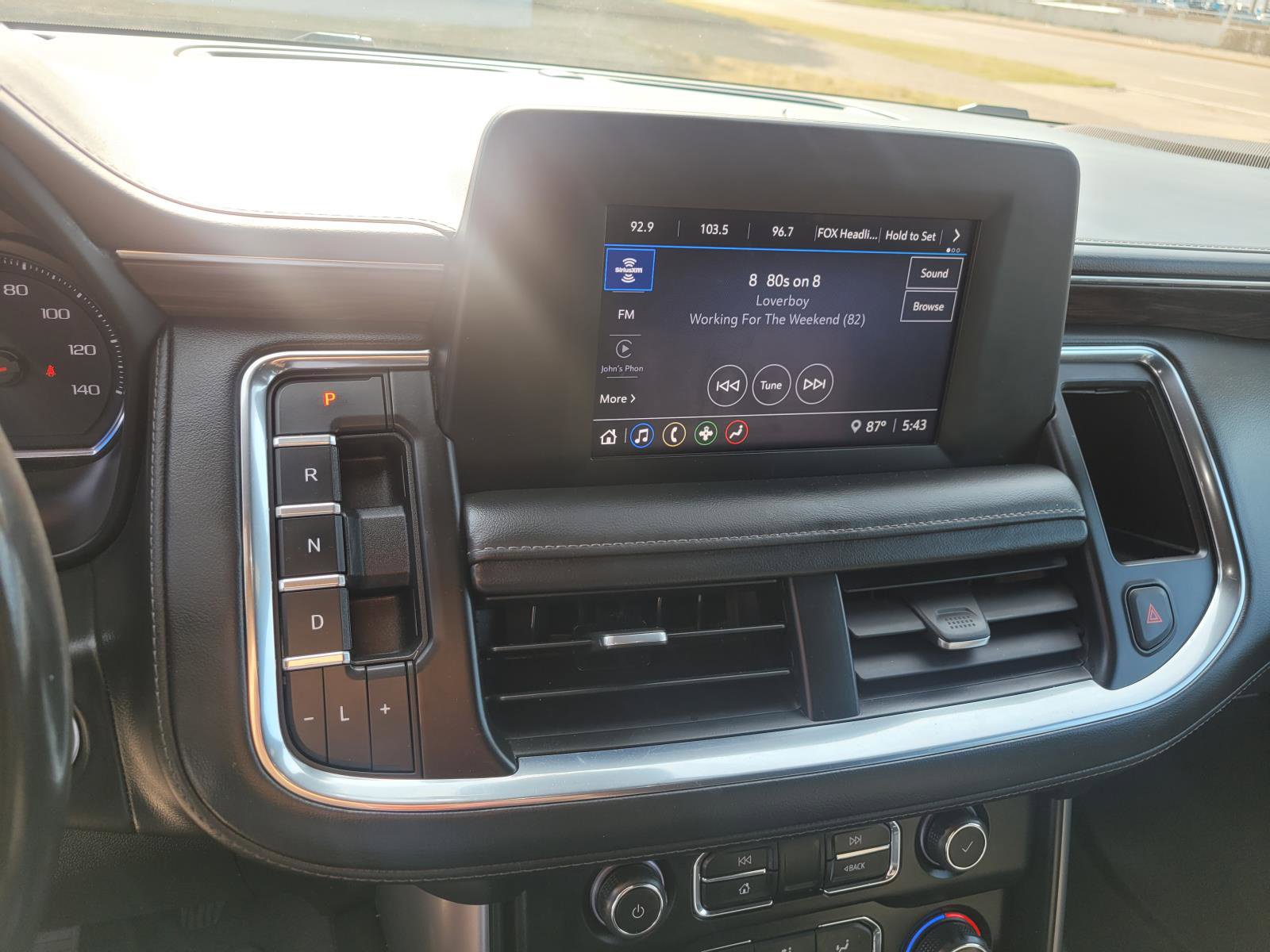 Used 2023 Chevrolet Suburban LS RWD image 22