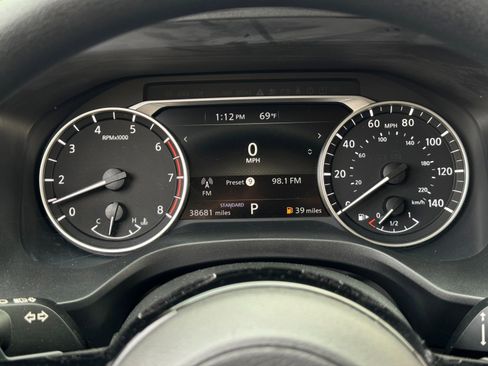 Used 2023 Nissan Rogue SV FWD image 17