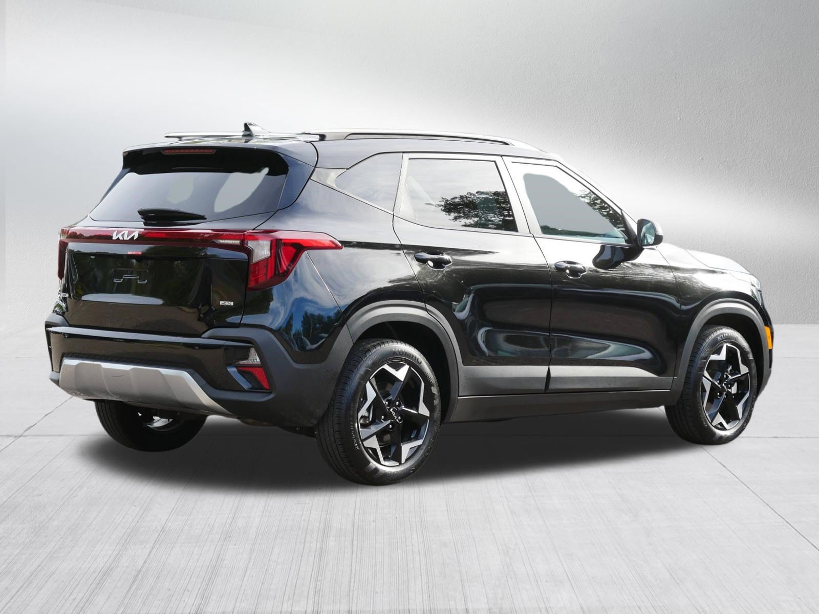 Certified 2026 Kia Seltos S AWD/4WD image 7