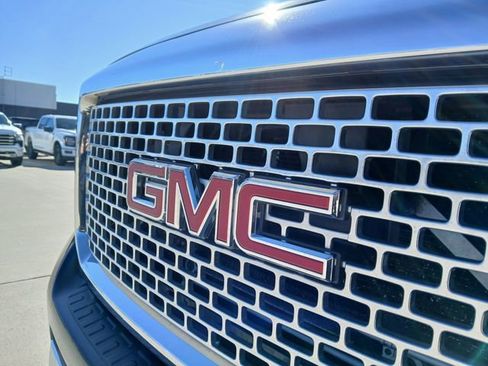 Used 2017 GMC Sierra 3500 Denali w/ Duramax Plus Package image 36