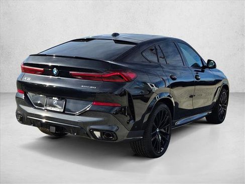 New 2026 BMW X6 xDrive40i w/ Climate Comfort Package image 2
