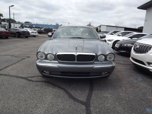 Used 2004 Jaguar XJ8 RWD image 8