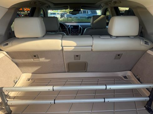 Used 2015 Cadillac SRX Premium image 9